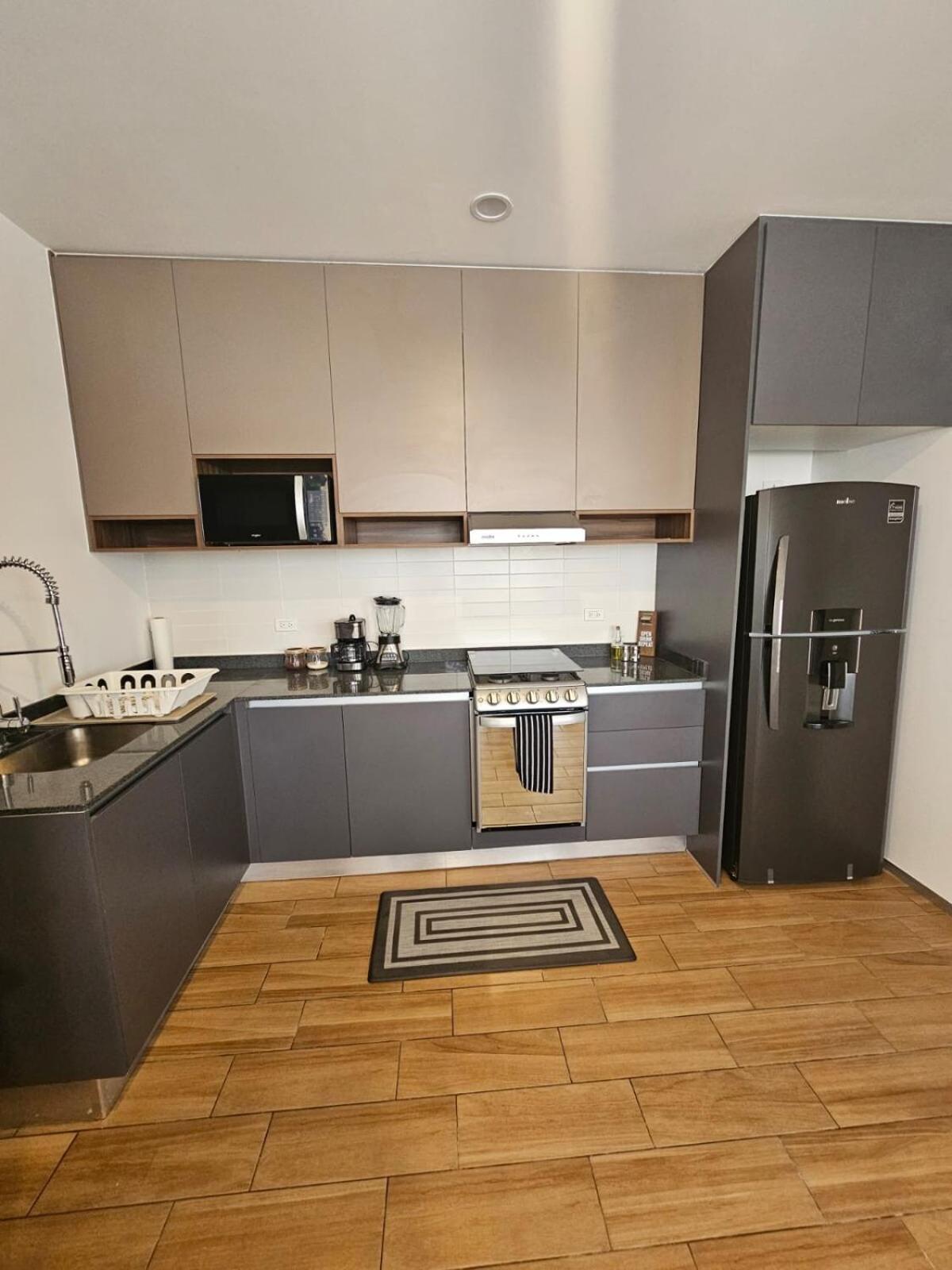 Gdl Apartment, Excellent Location Apartamento *
